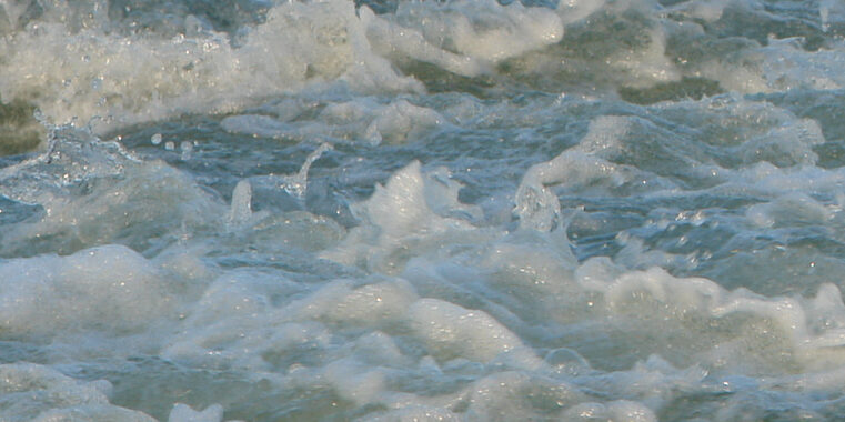 Symbolbild freifliessender Fluss-foto-verena glass Symbolbild frei fliessender Flüsse. Foto: Verena Glass