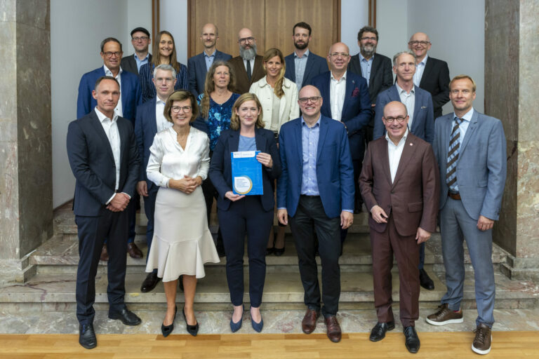 2030-20230913-HL-Branchendialog-8679